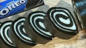 Oreo biscuit roll chocolate 119.6gms